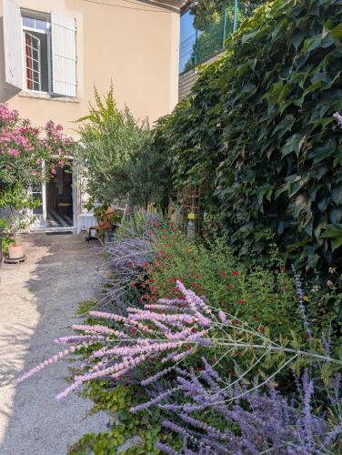 A szálláshely kívülről, Au Logis de Véchillot (Au Logis de Vechillot) in Angouleme Városközpont