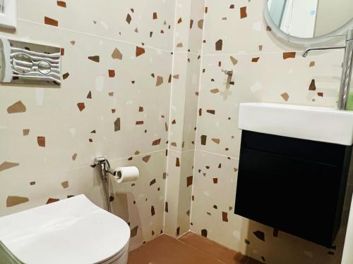 Boutique stay in Athens center - image 11