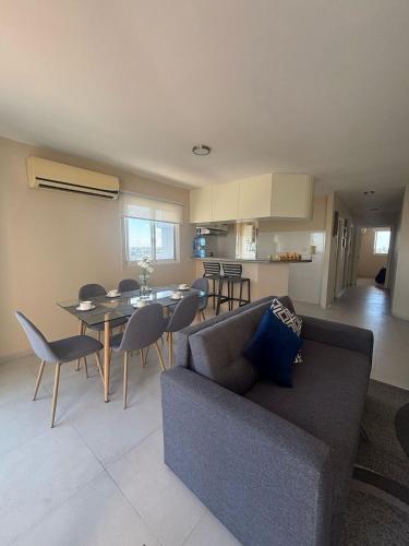 Departamento Completo en zona céntrica