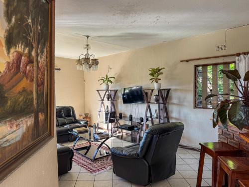 Facilities, Palm Grove Lodge in Uvongo