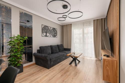 Jesionowe Apartamenty Ashwood Apartments Widok na Odrę 1,4 km od Rynku Parking Podziemny w Cenie Klimatyzacja Sauna w 1 Apt River Oder view 1,4 km Market Square Underground parking Balcony Air conditioning, Breslau (Foto 3)