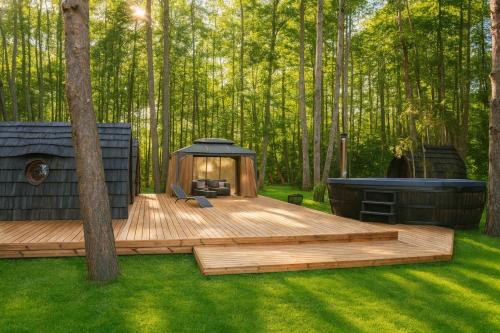 Hot tub, Hundi Holiday Home Cabin "Paat" in Haapsalu