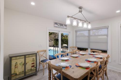 Surf Riders home - image 5