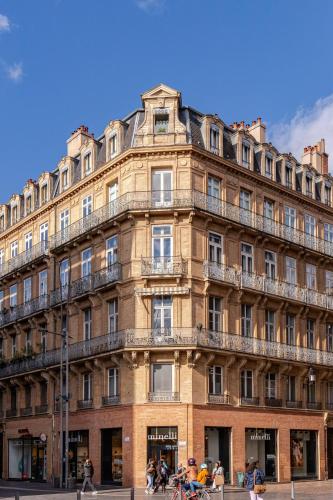 Luxe Capitole122m2, Jacuzzi, Ciné, Parking, Clim, Ascenseur, Toulouse (photo 3)