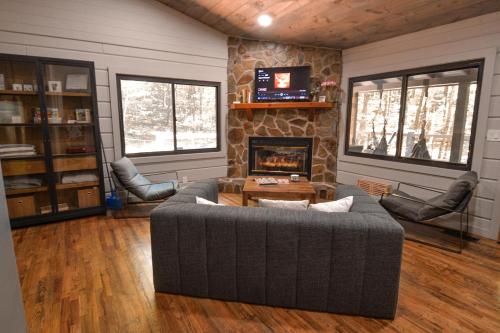 2BR Cabin Rental | Blue Ridge GA | Hot Tub Deck - image 10