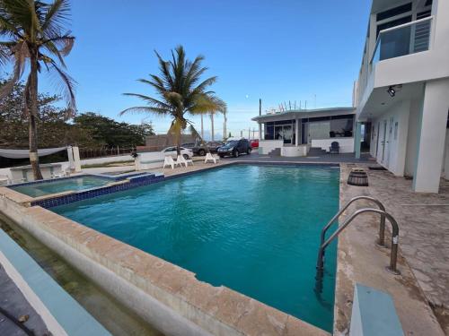 razgled, Ventana Va200 at Arecibo 681 Arecibo Ocean Drive in Arecibo