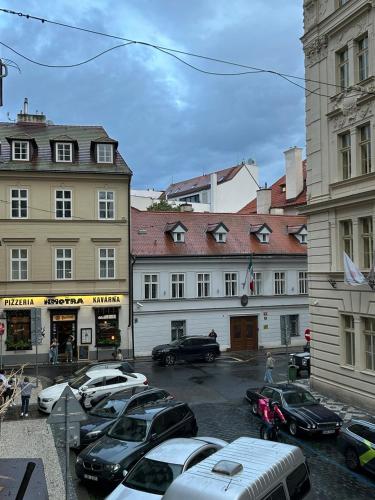 Cozy Prague Apartment - image 3