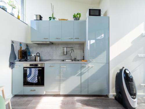 ห้องครัว, Holiday Home near Kaag Lakes in เลเดอร์ดอร์พ