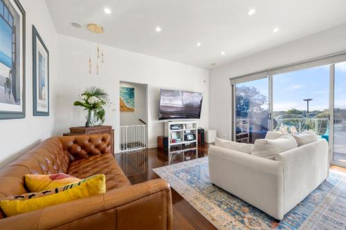 3 bedrooms, 4 beds