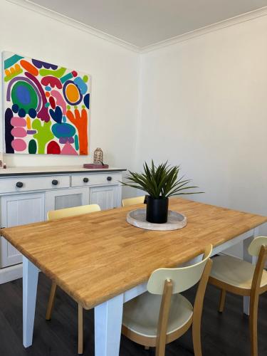 Stylish Townhouse in Kensington in فليمنغتون