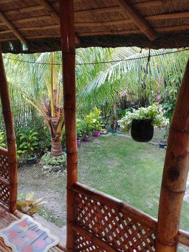 Titanic's Nipa Hut