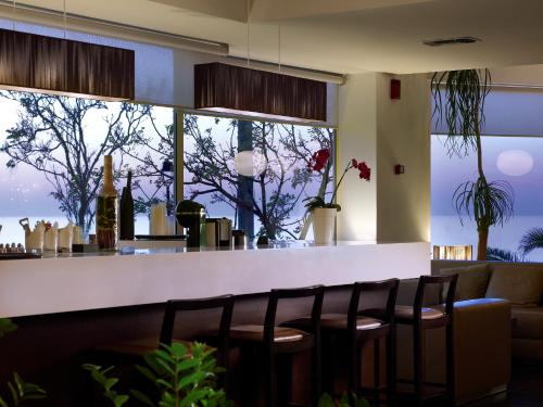 Irida Hotel - image 2