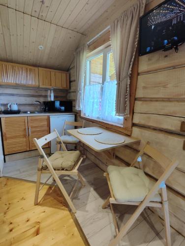 Katase Guest House in Kauksi