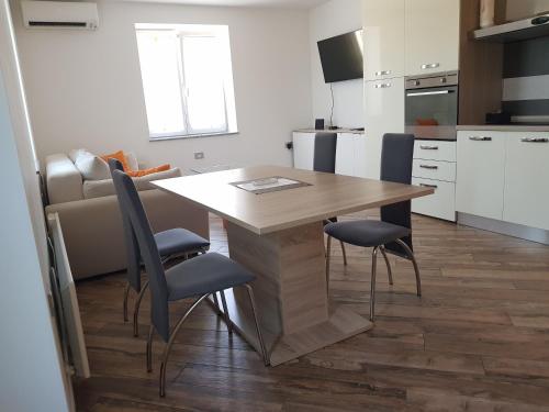 Apartments Villa Irena 2