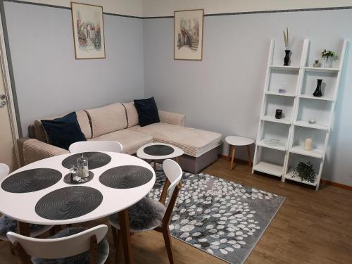 Marivas, 2 bedroom apt, free parking & WiFi, Pori (foto 2)