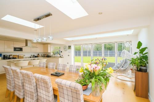 "Tranquil Village Hideaway Bungalow"near Kings Lynn 1