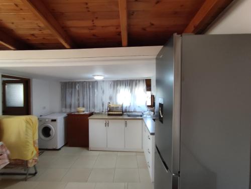 Tefta's Apartment - image 4