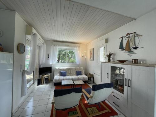 T3 Duplex avec Piscine, Tennis, Parking et Terrasse à Soustons - FR-1-379-78 - Location saisonnière - Soustons