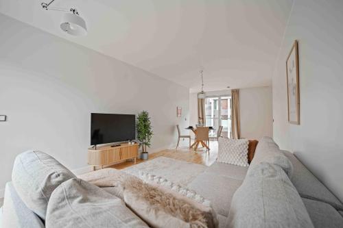 1-Bedroom Rotermann Quarter Apartment, Tallinn (photo 5)
