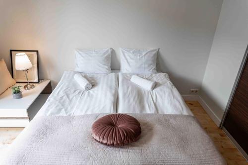 1-Bedroom Rotermann Quarter Apartment - image 5