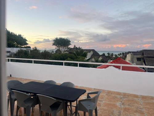 Sea view apartment with large balcony, Calodyne
