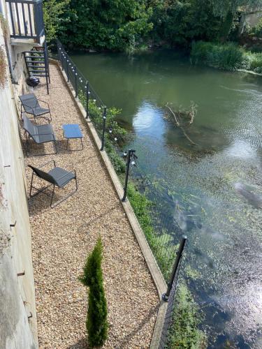 Au fil de l eau in Chatillon-sur-Indre