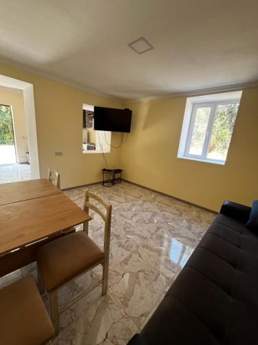 Gamma house in Kalavan