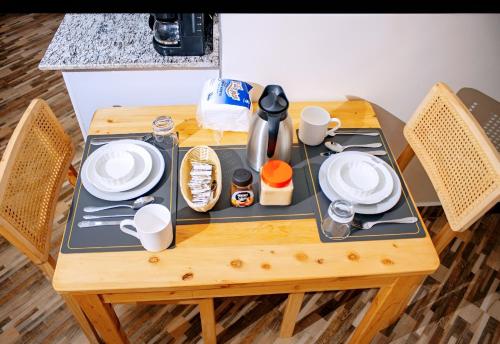 keuken, SkyNest 2BR Modern Apt in Soroti