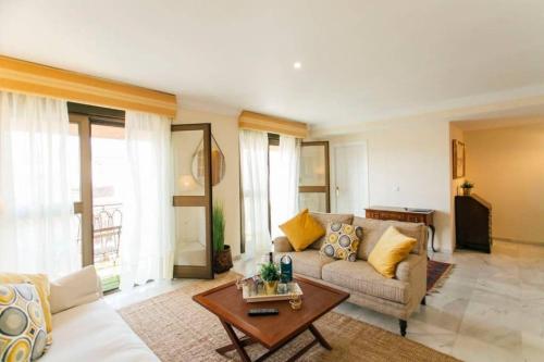 Spacious 3BR fantastic balcony central location, Sevilla (Foto 3)