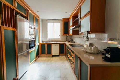 Spacious 3BR fantastic balcony central location, Sevilla (Foto 8)