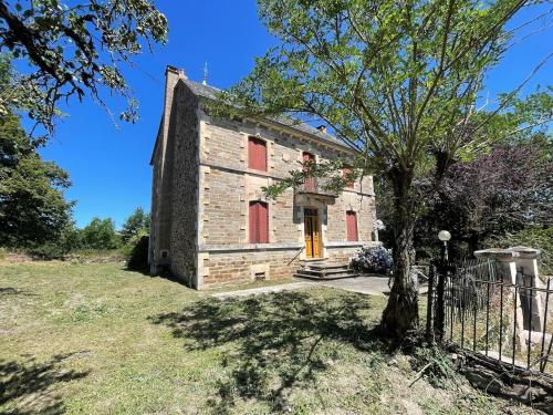 Udvendig, Domaine d Aumont in Ségala (Domaine d Aumont in Segala) in Baraqueville