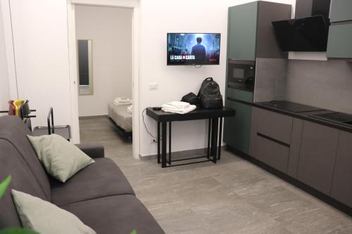 Vittoria's stay, Palermo