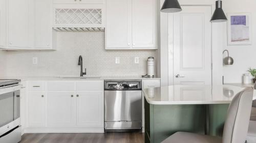 Landing at Lofts at Weston Lakeside - Cary, Cary (fotografie 5)