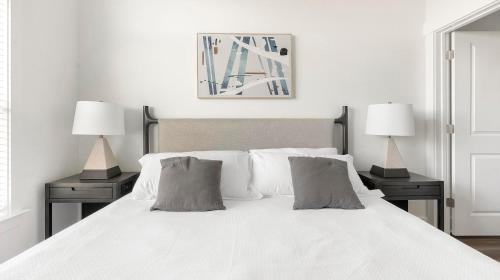 Landing at Lofts at Weston Lakeside - Cary, Cary (fotografie 8)