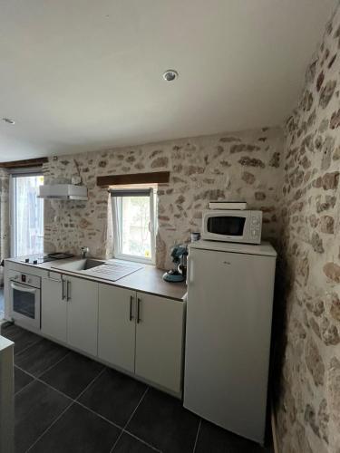 94 Côté Chai - Chai secret en cœur de bourg (94 Cote Chai - Chai secret en cœur de bourg) in Casteljaloux