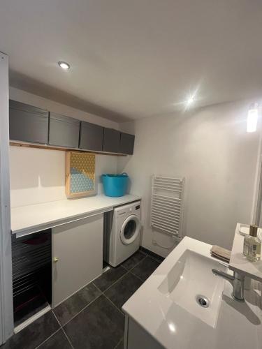 94 Côté Chai - Chai secret en cœur de bourg (94 Cote Chai - Chai secret en cœur de bourg) in Casteljaloux