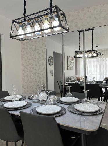 Modern 3BR Apmt Near Airport & Beach in La Grúa