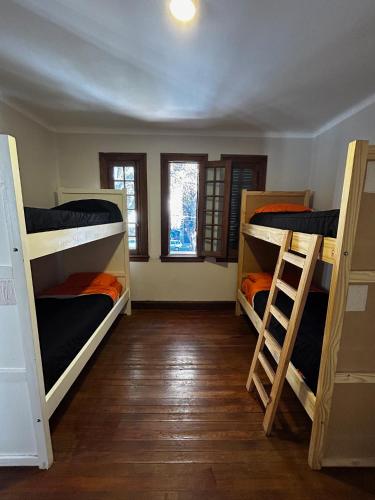 1 twin bed