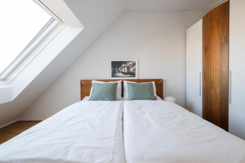 Modernes Dachgeschoss-Apartment mit Balkon in Wien - Nähe Westbahnhof - image 8