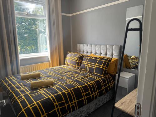 Apt-Sleeps 6-Parking-Ideal for Contractors-Garden, Newcastle