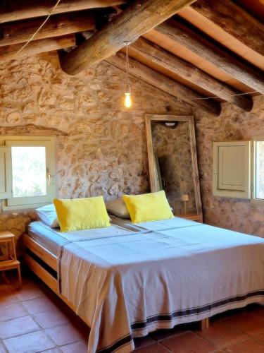 Casa Utopia in Miravet
