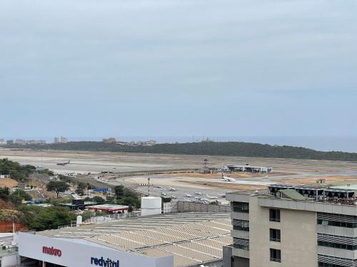 Vista, Apartamento completo de 3 habitaciones frente al Aeropuerto Maiquetia in Maiquetía