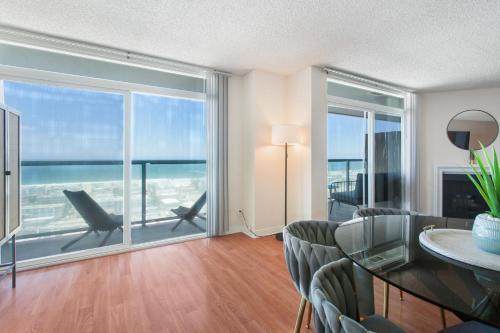 Top Floor Marina Escape 3BR Penthouse Ocean View, Los Angeles (zdjęcie 2)