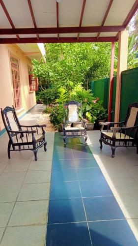 Olive Home Stay in 瓦都瓦島