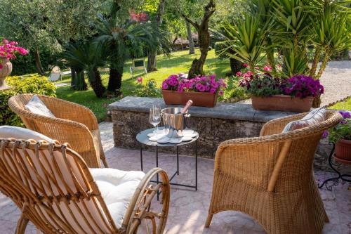 Kert, Villa Paradiso in Óváros