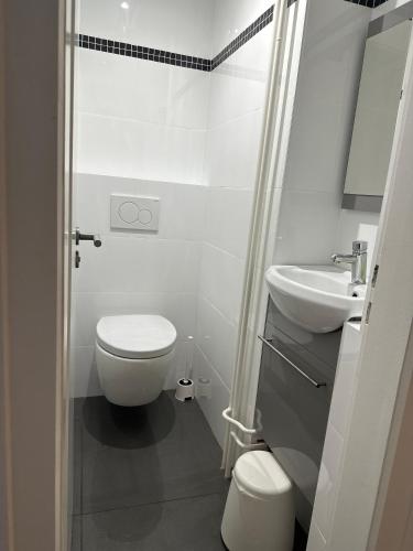Appartement 3 pièces 75 m2 près arrêt tram Strasbourg, Strasbourg (photo 2)