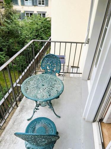 Spacious Old Town Flat, Munster, Zürich (photo 5)