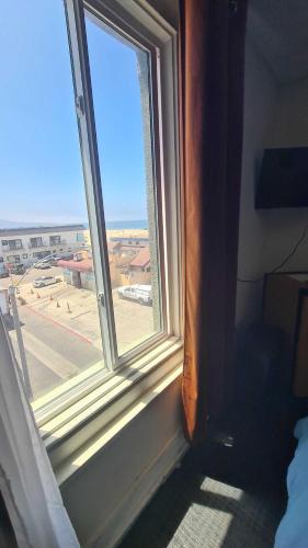 ITH Hermosa Beach Surf Hostel LAX Room Type - Queen Room with Sea View