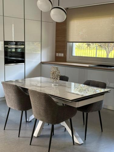 Modern apartment in 키아토