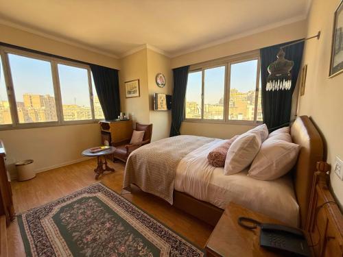 room detail thumbnail 1